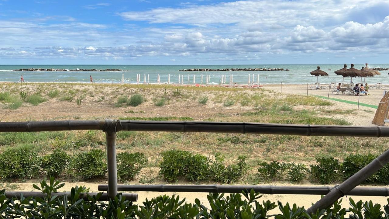 Abruzzodamare Amazing Apartments With Romantic Sea View Francavilla Al Mare Extérieur photo