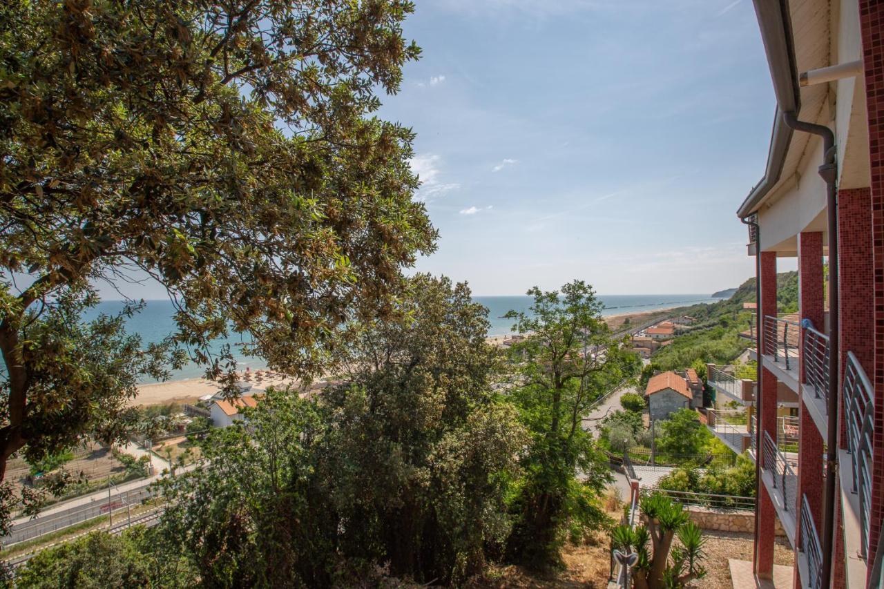 Abruzzodamare Amazing Apartments With Romantic Sea View Francavilla Al Mare Extérieur photo